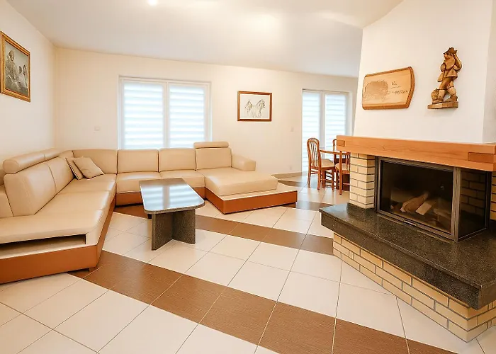 Guesthouse Nestoria Living
